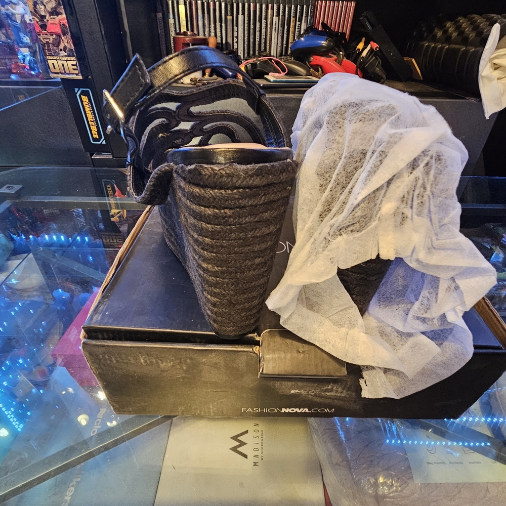 Fashion Nova Black Wedge Sandals